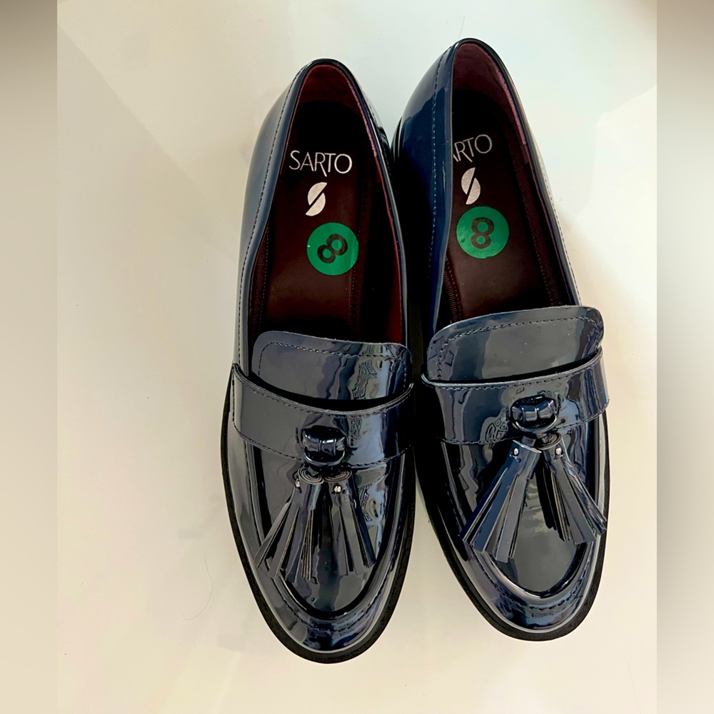 Navy blue Franco Sarto tassel loafers. Worn once. Sz 8
